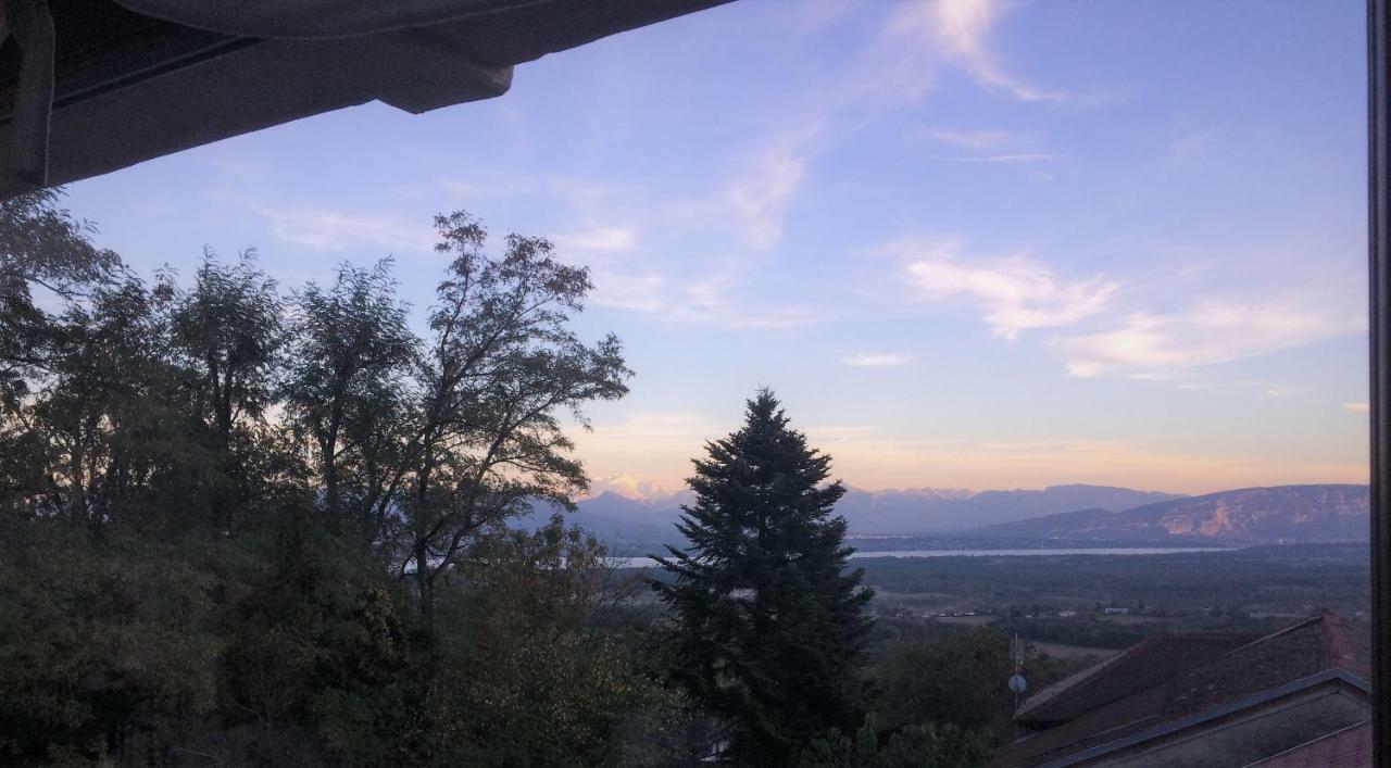 Les Lumieres De Geneve Panzió Grilly Kültér fotó